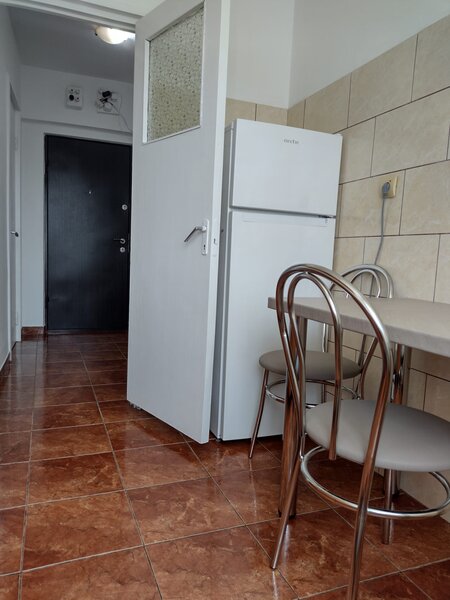 Militari -Gorjului proprietar inchiriez camera